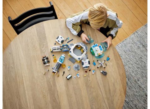 LEGO City - Baza stiintifica de pe Luna 60350, 786 piese - imagine 2