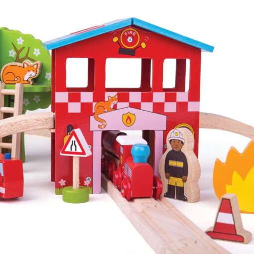 Set cu trenuletul pompierilor, BIGJIGS Toys, BJT037, 691621090374 - imagine 2