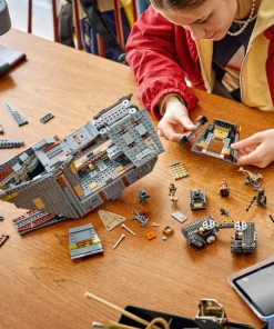 LEGO Star Wars: Offworld Sandcrawler si Mudhorn 75453, 14 ani+, 1683 piese - imagine 3