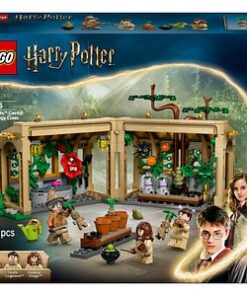 LEGO Harry Potter: Castelul Hogwarts - Lectia de ierbologie 76445, 8 ani+, 390 piese